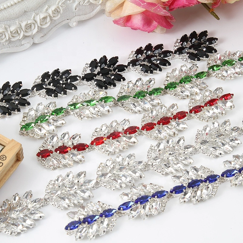 Fashion design crystal chain strass roll rhinestone chain for dress
