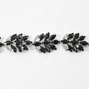 Fashion design crystal chain strass roll rhinestone chain for dress