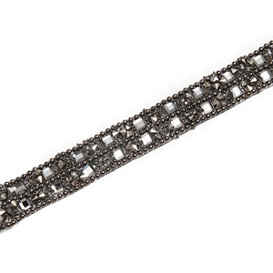 kavatar  wholesale hotfix rhinestone trimming for shoes  for Clothing Banding Trim  bead  Glass trim transfers
