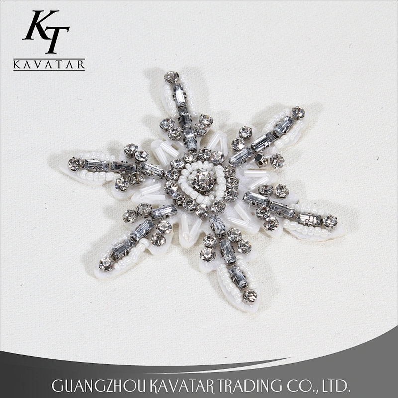 Best new embroidery design star shape beads and rhinestone decoration for clothes patches