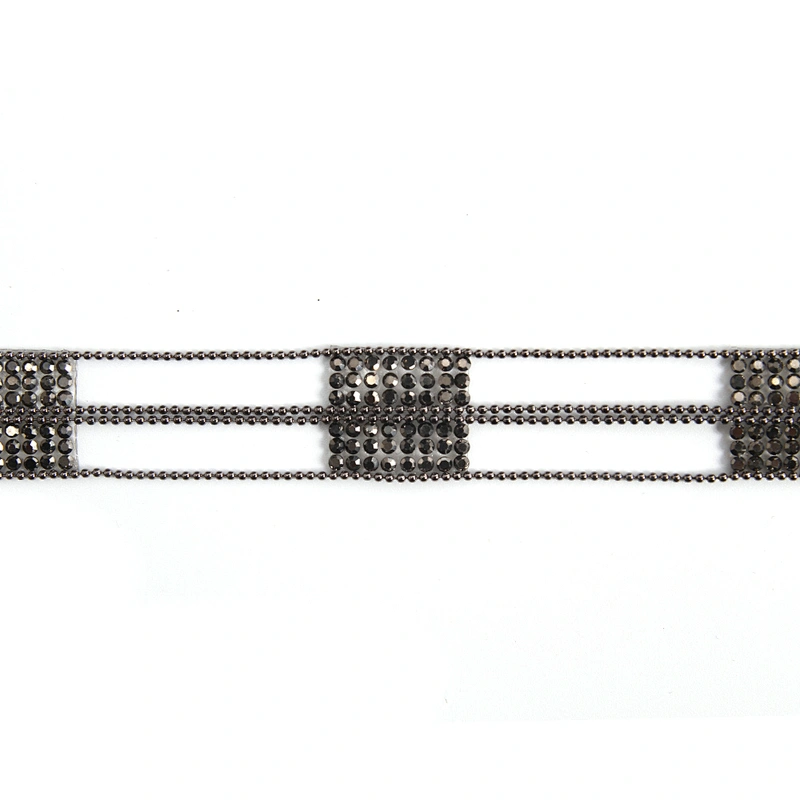 Kavatar Wholesale Cheap Rhinestone Trim Rhinestone Fashion  Hotfix trim Theme Rhinestone Of Clothing Iron on Trims