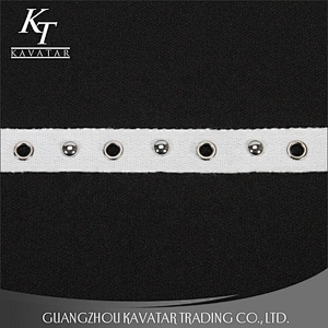 Kavatar White New Designs Cotton Eyelet Lace Fabric
