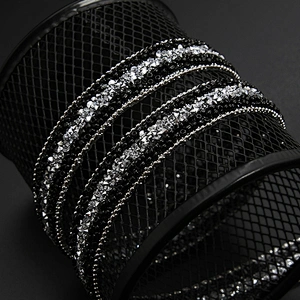 Kavatar Wholesale Hot Fix Rhinestone Trim Fashion Clothing Crystal Rhinestone Small Beads with Glass Iron on Trims