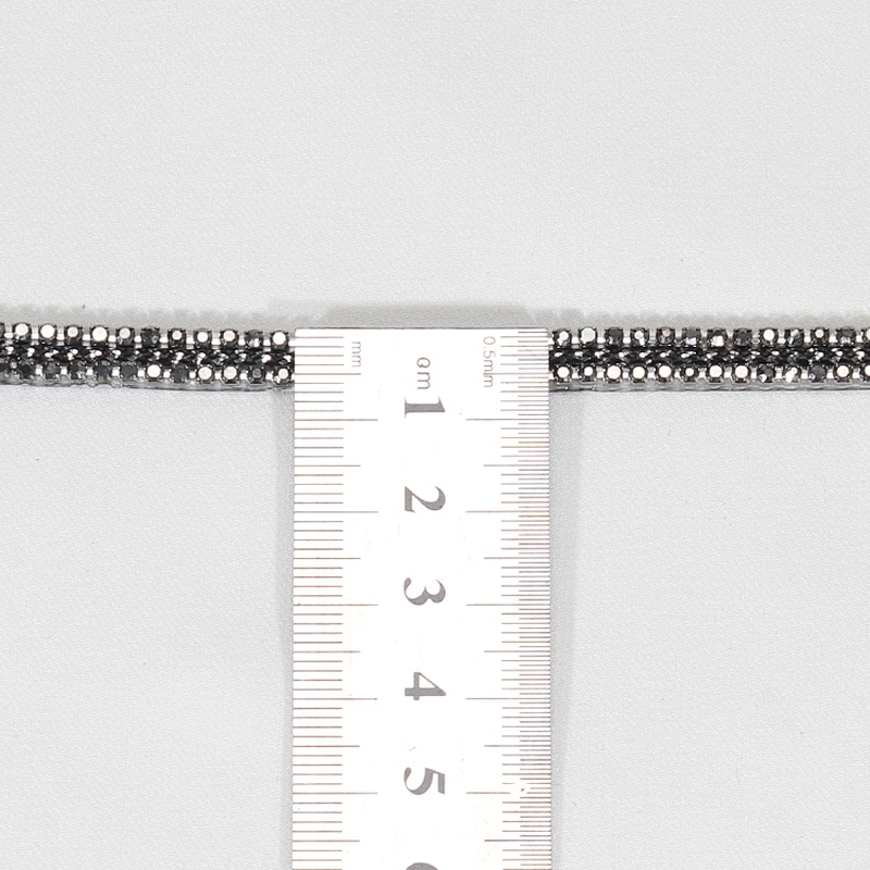 China Supplier Black Coated Rhinestone Beaded Heat Transfer Ribbon with Accessories Chain