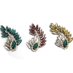 Christmas Cherry Flower Decorative Sew on Rhinestone Beaded Patches Wholesale patches for clothing