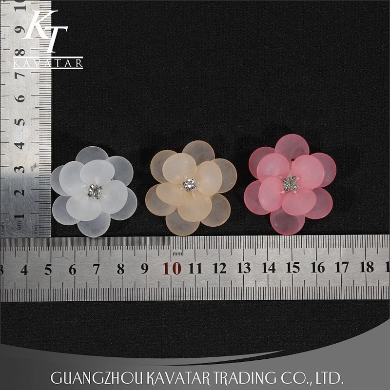 Kavatar Newest 3D Plastic Rhinestone Sequin Flowers