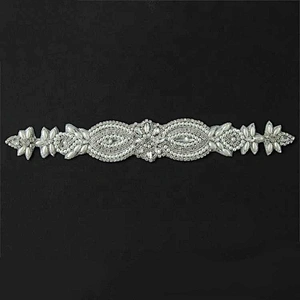 Rhinestone and pearl sew on beaded applique patches,ornaments applique trim rhinestone trim for wedding dress