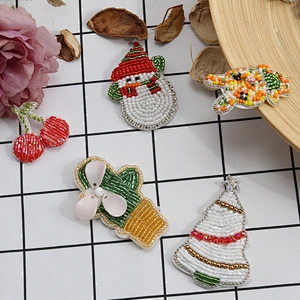 Christmas Cherry Flower Decorative Sew on Rhinestone Beaded Patches Wholesale patches for clothing
