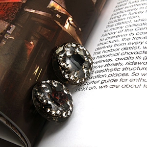 Coat buttons ,European and American style clothing rhinestone buttons crystal pearl clothing accessories wholesale butt,