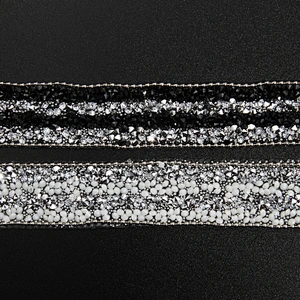 Kavatar Wholesale Garment Hangtag Heat Label Rhinestone Chain Rhinestone Transfer For T-shirt Hotfix Trim Iron on Trims