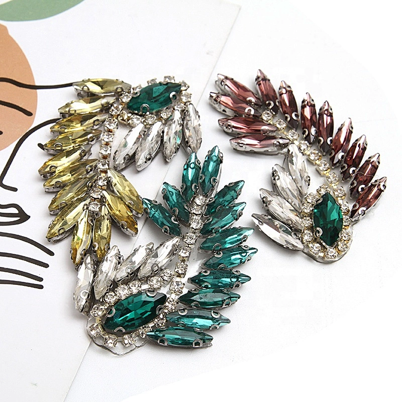 Christmas Cherry Flower Decorative Sew on Rhinestone Beaded Patches Wholesale patches for clothing