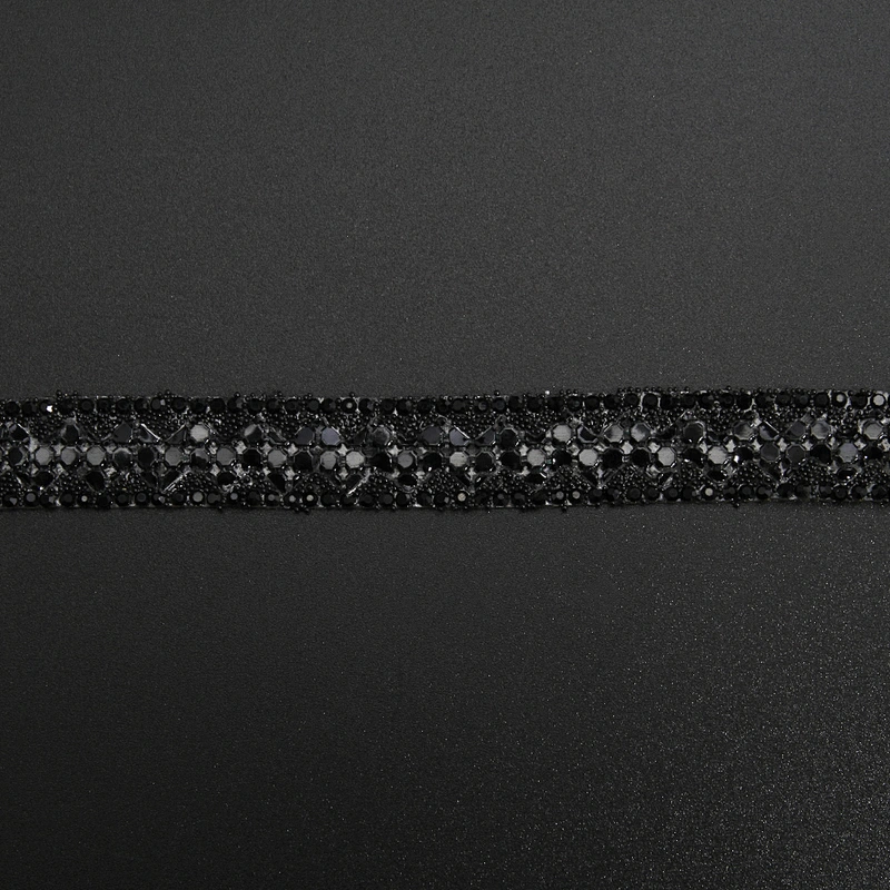 Kavatar Wholesale Hotfix Rhinestone Mesh Trimming Fashion For Clothing Hotfix Motif Designs Banding Trim Black Iron on Trims