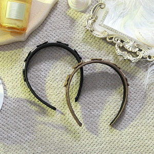 Manufacturers direct retro butterfly European and American style fashion headbands 2020 designer headbands fur headband
