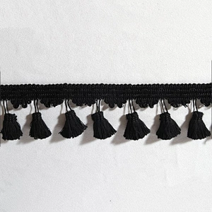 Hot sale fashionable garment long tassel pom pom trim