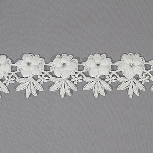Fast delivery flower lace embroidery water soluble lace trim for bridal dress