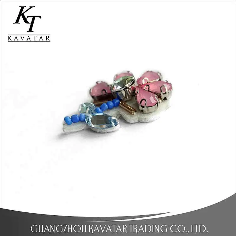 High quality new style fashion flower patches,rhinestone inset