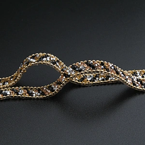 Kavatar Wholesale Gold Accessories Chain Rhinestone Mesh Hotfix Trimming For Hat For Clothing Volume Iron on Trims