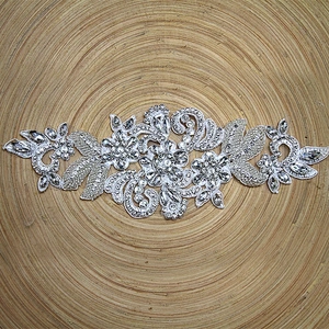 Christmas Cherry Flower Decorative Sew on Rhinestone Beaded Patches Wholesale patches for clothing