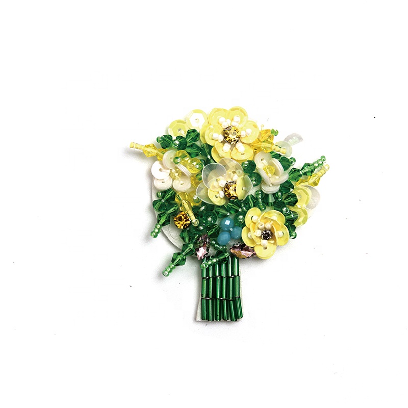 Christmas Cherry Flower Decorative Sew on Rhinestone Beaded Patches Wholesale patches for clothing