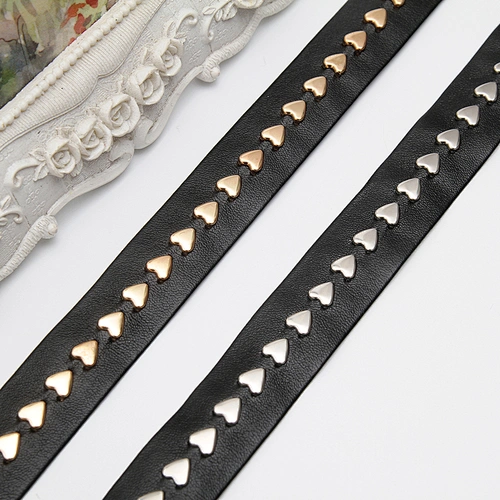 wholesale garment rivets Trimming PU trim Heart-shaped Sew on fabric Design rivets for bags fashion custom flat rivet studs