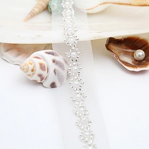 Wholesale Embroidery beaded lace trim 2.6 cm Mesh fabric lace trims beautiful White Accessories for dress 3D wedding Designer