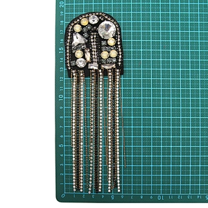 wholesale  designer badges cloth stickers Sew on for clothing accessories decoration 3D patch  rhinestone Metal Chain Tassel