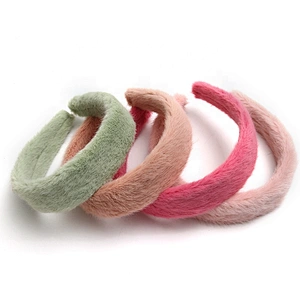 Factory sells colorful hair plush tie elastic creative fluffy fashion hair hoop woman hairband girls headbands fur headband