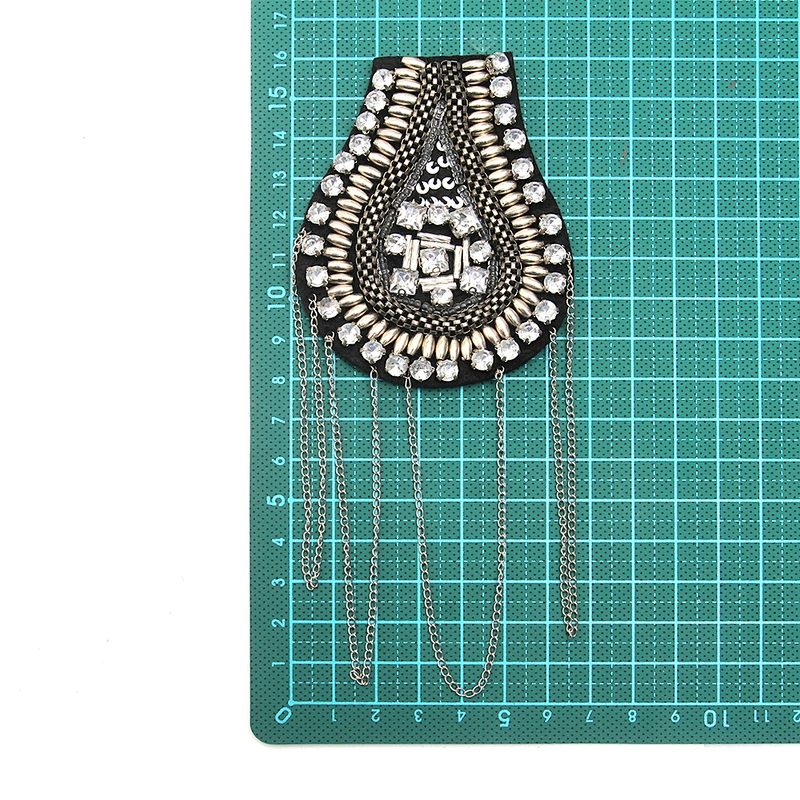 wholesale  designer badges cloth stickers Sew on for clothing accessories decoration 3D patch  rhinestone Metal Chain Tassel