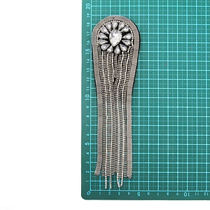 wholesale  designer badges cloth stickers Sew on for clothing accessories decoration 3D patch  rhinestone Metal Chain Tassel