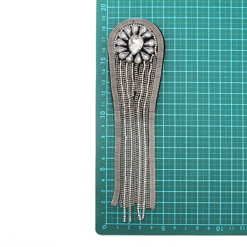 wholesale  designer badges cloth stickers Sew on for clothing accessories decoration 3D patch  rhinestone Metal Chain Tassel