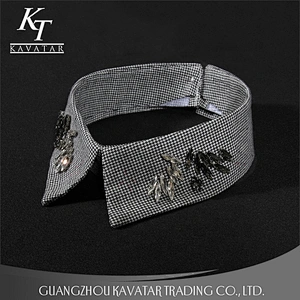 Fashion Grid Style Collar Design With Claw Rhinestone