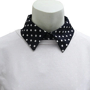 The Korean version of the removable collar dress and shirt for women in the workplace is available from stock