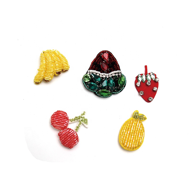 Christmas Cherry Flower Decorative Sew on Rhinestone Beaded Patches Wholesale patches for clothing