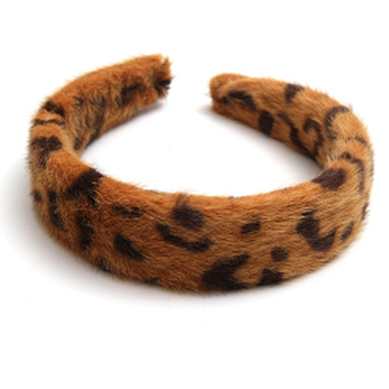 Wholesale sale of colorful  woman hair plush tie elastic creative fluffy fashion girls hair hoop Vintage Furry Headbands fur hea