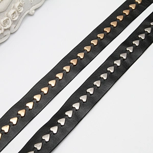wholesale garment rivets Trimming PU trim Heart-shaped Sew on fabric Design rivets for bags fashion custom flat rivet studs