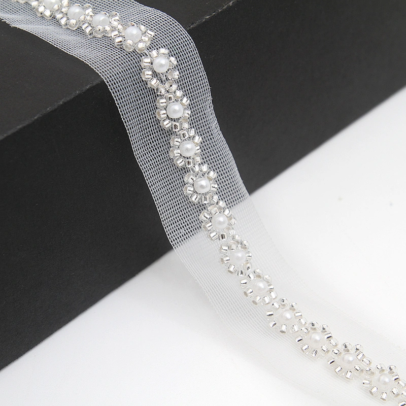 Wholesale Embroidery beaded lace trim 2.6 cm Mesh fabric lace trims beautiful White Accessories for dress 3D wedding Designer