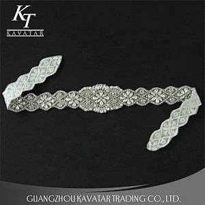 Kavatar Custom Design Embroidered Wedding Beaded Rhinestone Applique Patches