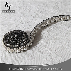 Fashion Beaded Pearls Cross-over Design Lace Trim For Wedding Dress