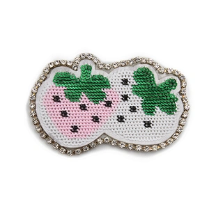 wholesale  designer badges patches cloth stickers Sew on for clothing accessories decoration 3D patch rhinestone sequin patch