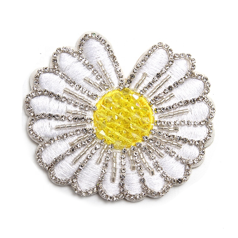 Christmas Cherry Flower Decorative Sew on Rhinestone Beaded Patches Wholesale patches for clothing
