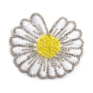 Christmas Cherry Flower Decorative Sew on Rhinestone Beaded Patches Wholesale patches for clothing