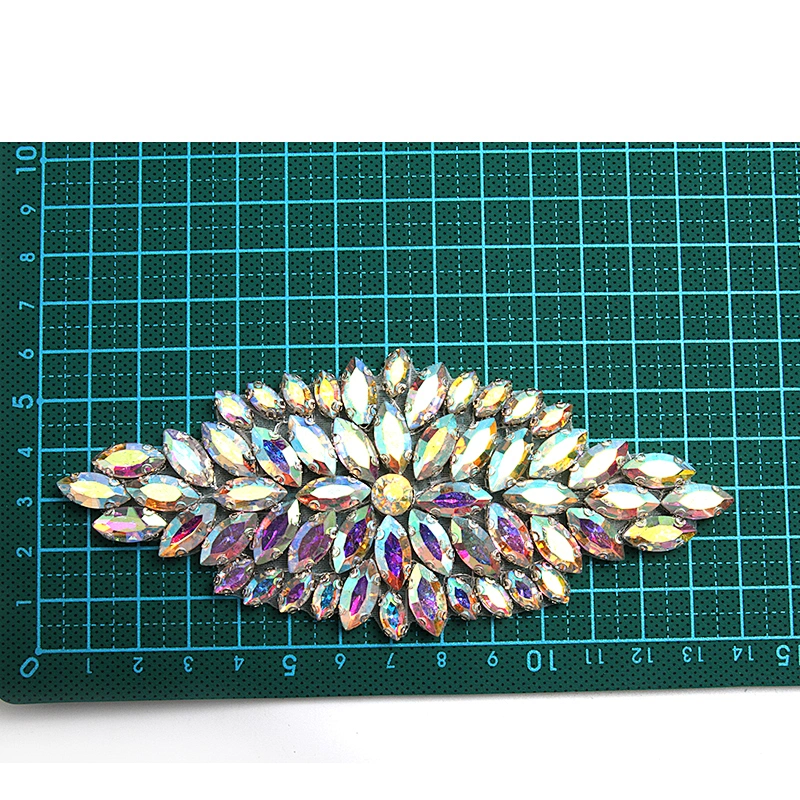 Christmas Cherry Flower Decorative Sew on Rhinestone Beaded Patches Wholesale patches for clothing