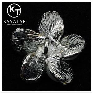 wholesale Kavatar rhinestone pearl button for bridal dress Accessories