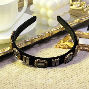 Headbands for women 2020  winter vintage fuzz headband  ,Hair band wholesale Baroque rhinestone party fashion hair band