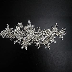Christmas Cherry Flower Decorative Sew on Rhinestone Beaded Patches Wholesale patches for clothing
