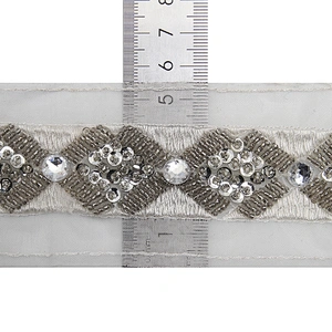 kavatar  wholesale new Handmade Bead lace Embroidered Tulle Trim wedding with Accessories Beads Rhinestones