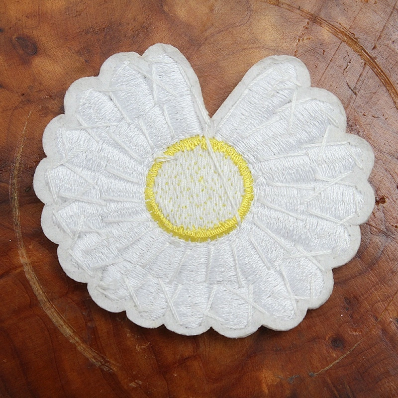 Christmas Cherry Flower Decorative Sew on Rhinestone Beaded Patches Wholesale patches for clothing