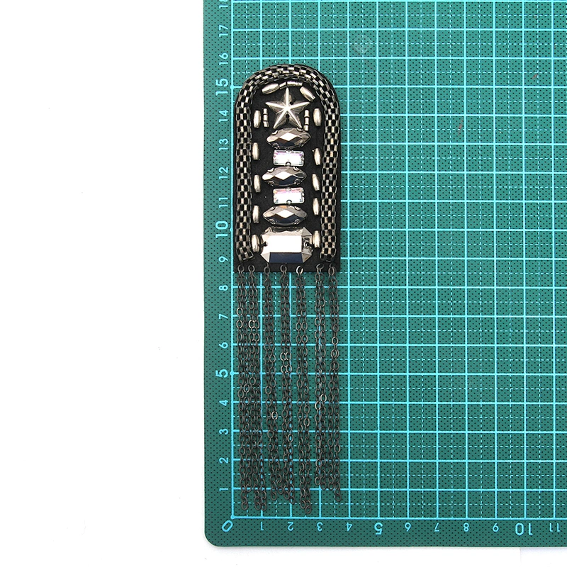 wholesale  designer badges cloth stickers Sew on for clothing accessories decoration 3D patch  rhinestone Metal Chain Tassel