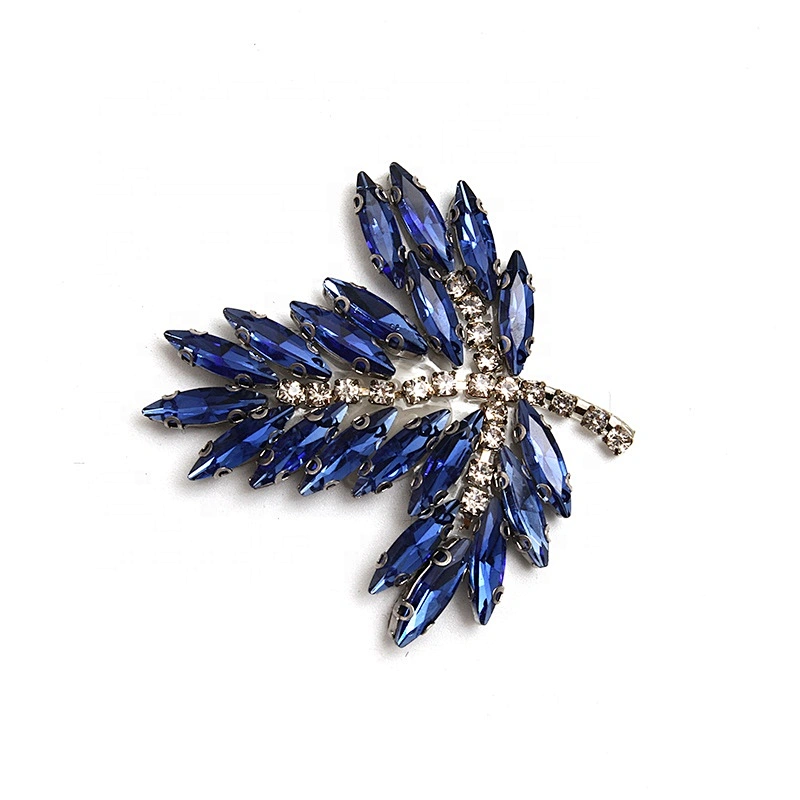 Christmas Cherry Flower Decorative Sew on Rhinestone Beaded Patches Wholesale patches for clothing