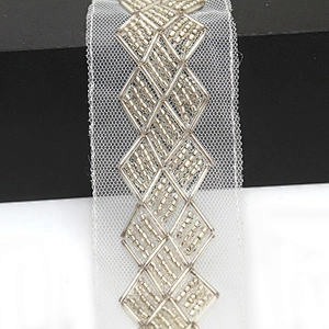 kavatar  wholesale new Handmade Bead lace Embroidered Tulle Trim wedding with Accessories Beads Rhinestones